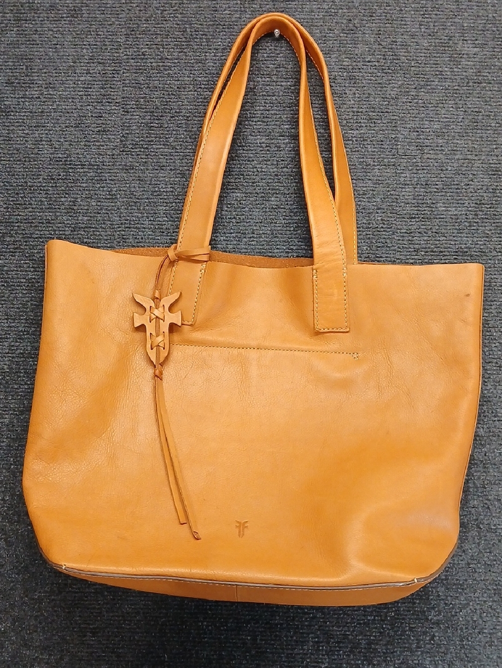 FRYE Carson Tan Leather Tote Bag with Decorative Charm NWT